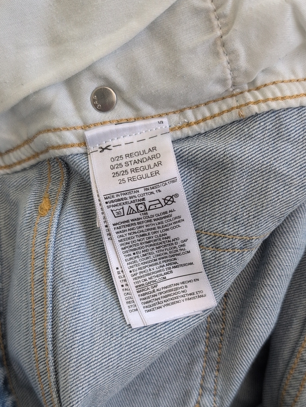 GAP High Rise Barrel Jeans - Picture 10 of 10